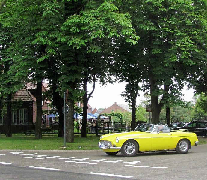 MG & Oldies Happening (16).JPG
